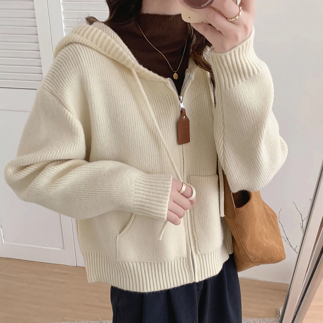 苏醒的乐园秋季新款开衫女连帽SXMY53151粗针拉链加厚百搭显瘦