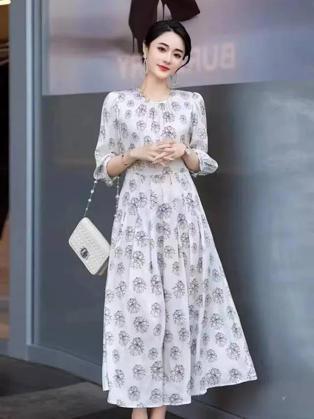 476 法式复古大牌连衣裙新款高端气质印花长款大摆裙