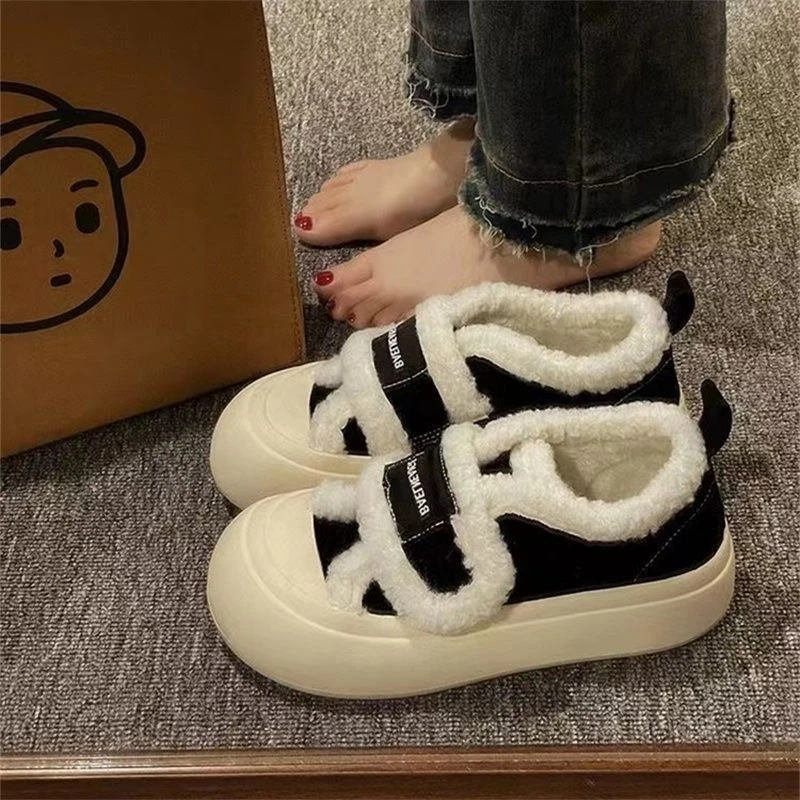 SAGGYKK/闪瑶2025新款ins潮时尚百搭加绒保暖厚底增高休闲运动鞋