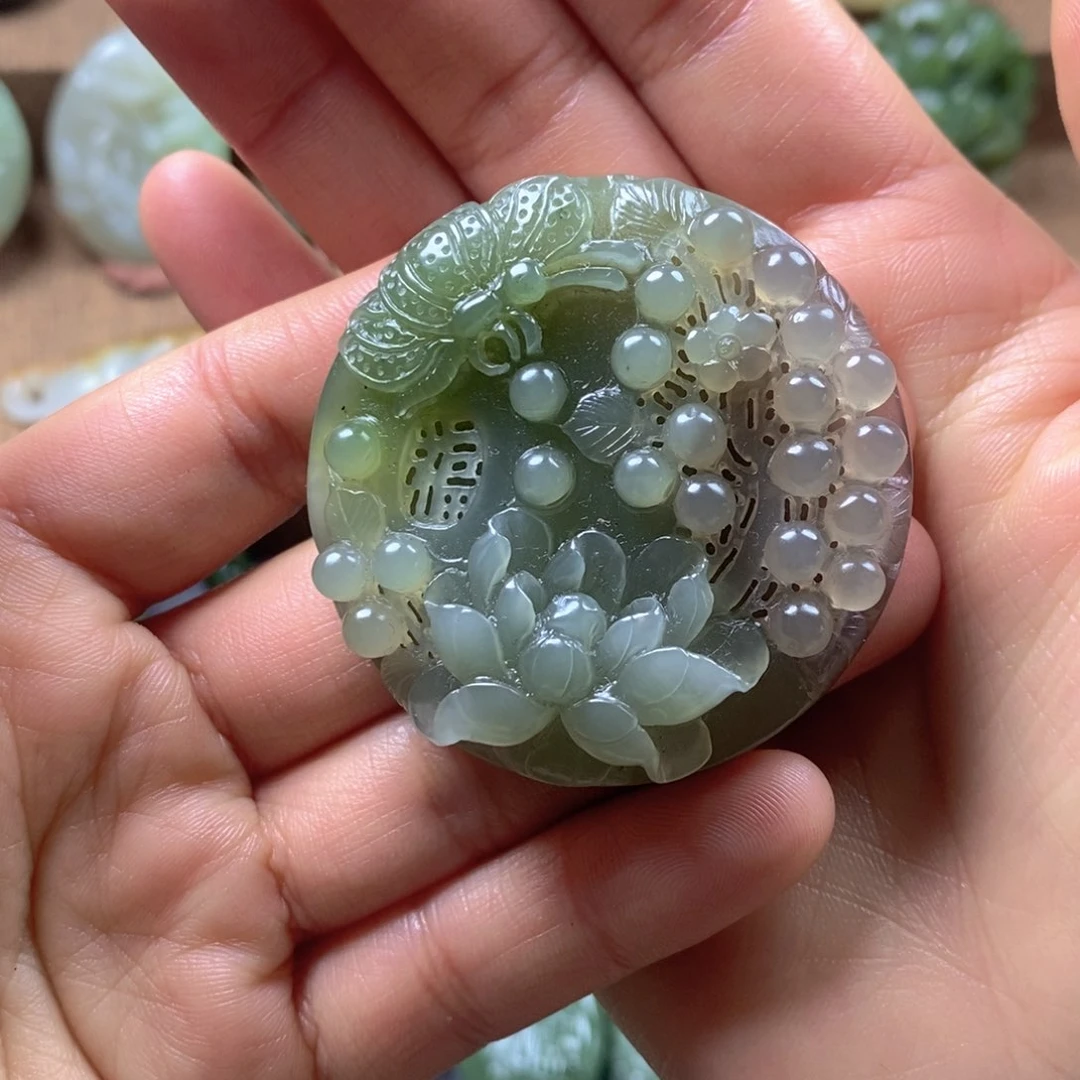 未镶嵌和田玉挂件