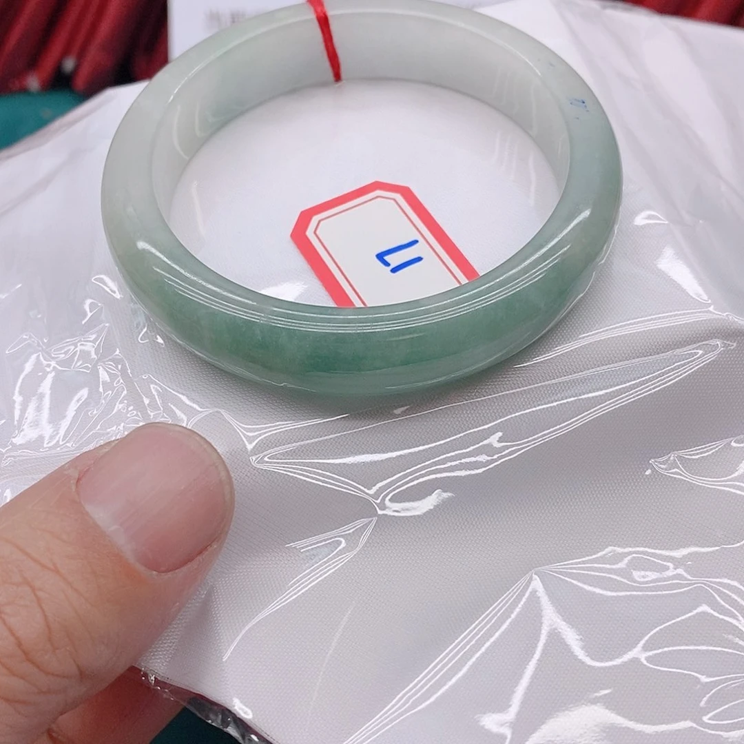 翡翠手镯未镶嵌媚*177777777