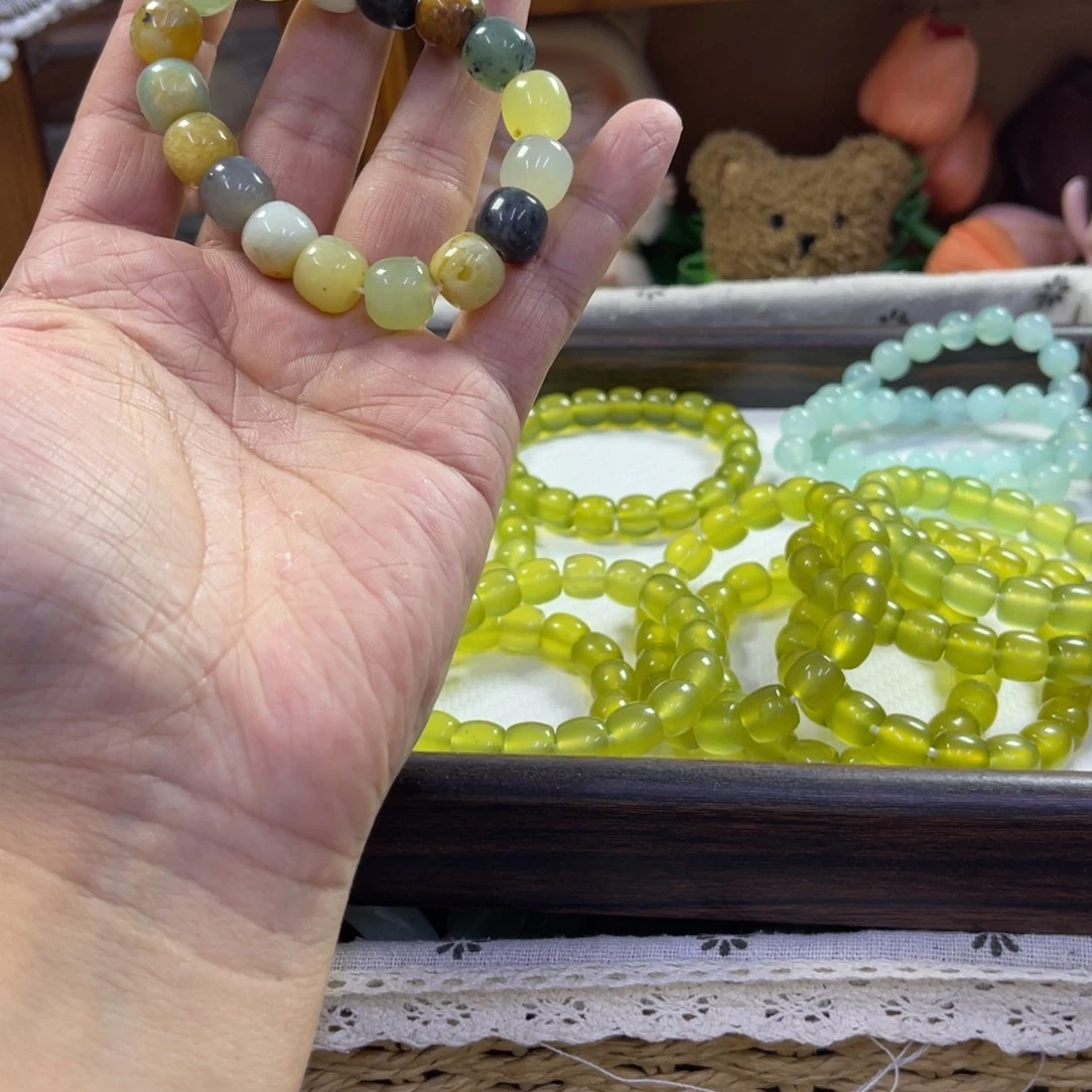 蛇纹石玉未镶嵌手镯199