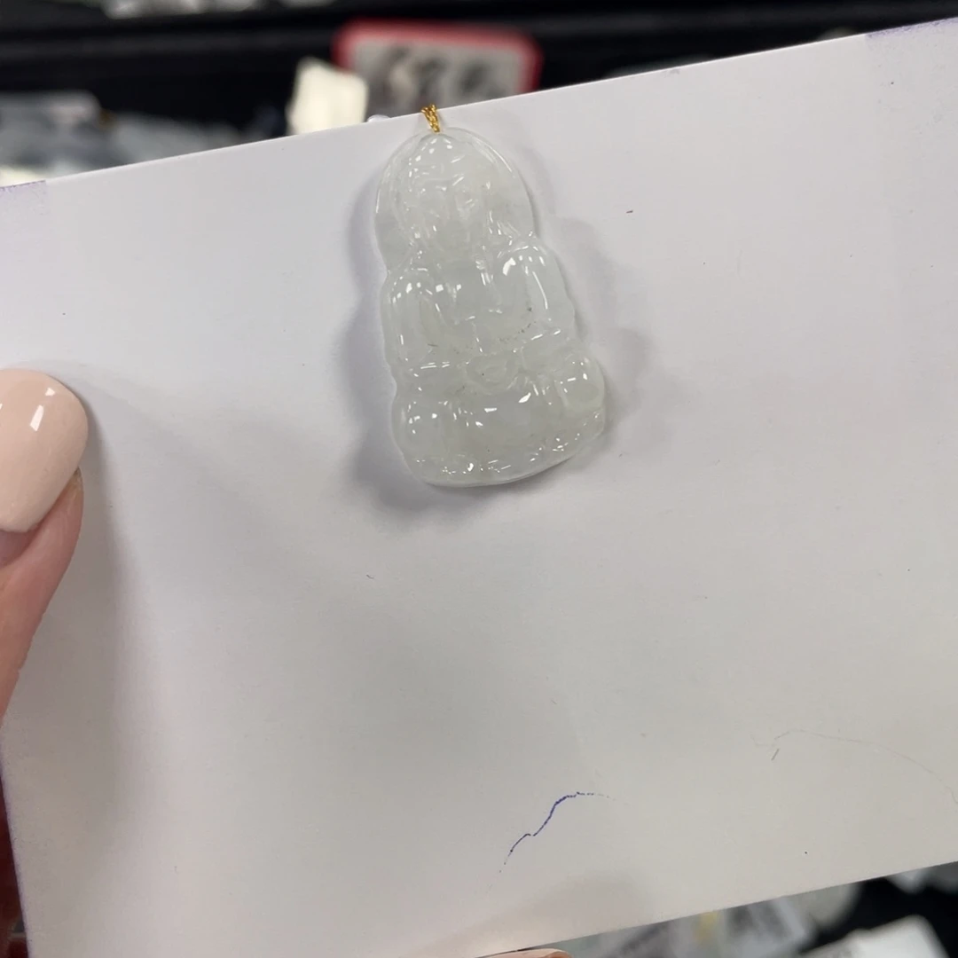 颈饰未镶嵌翡翠观音