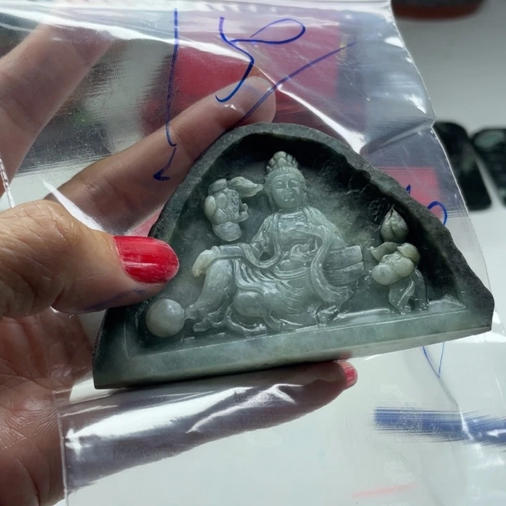 林***龙定制翡翠未镶嵌毛货