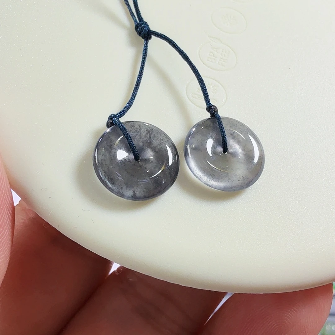 翡翠未镶嵌颈饰裸石