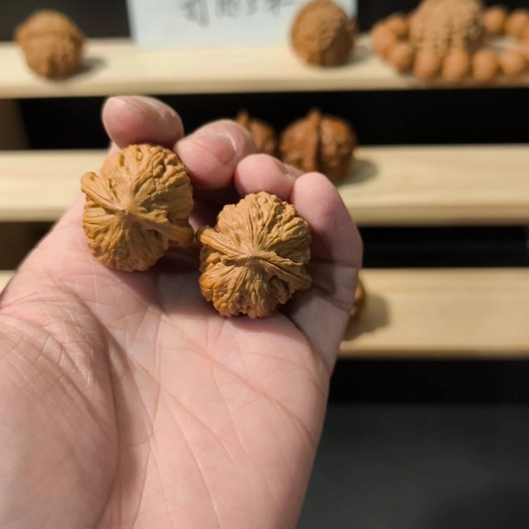 吊坠文玩核桃32野狼