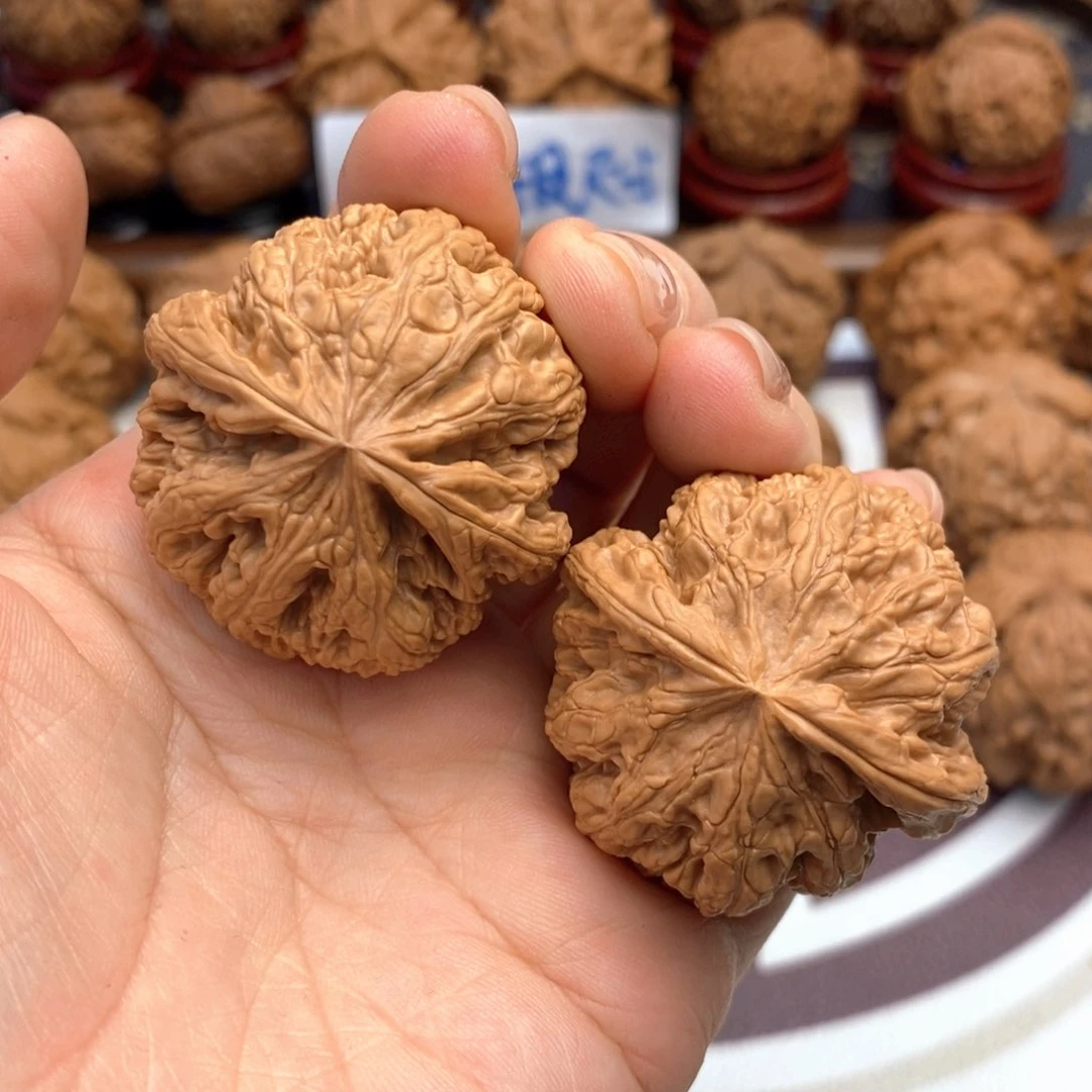 【闪购商品】文玩核桃把件41尺全品球筋