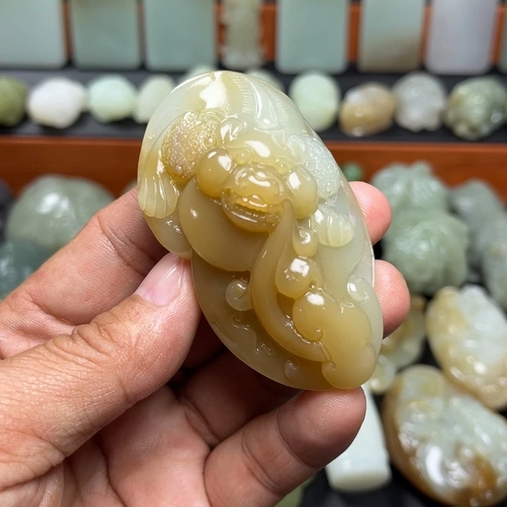 ****和田玉未镶嵌挂件