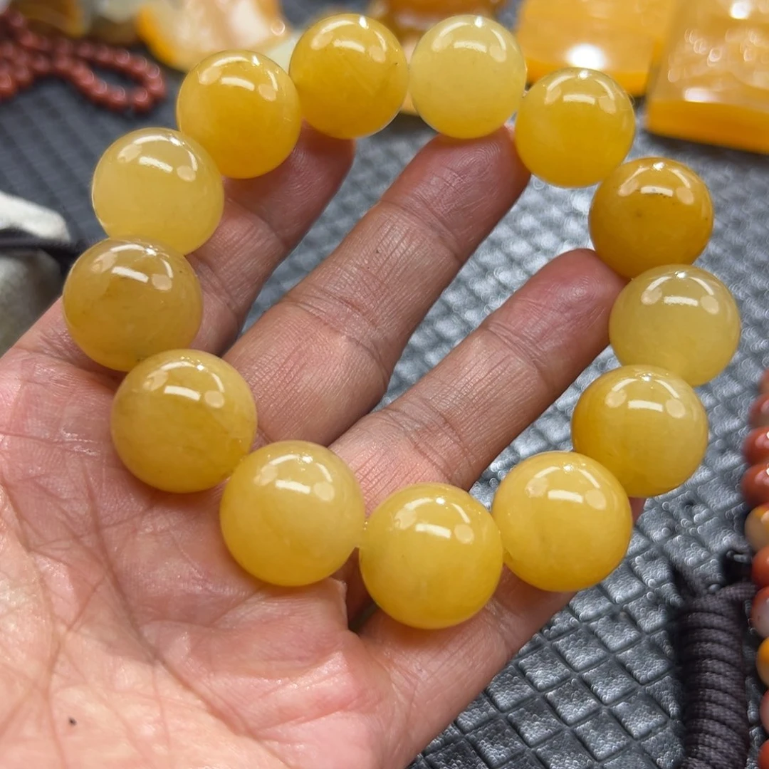 石英质玉未镶嵌颈饰