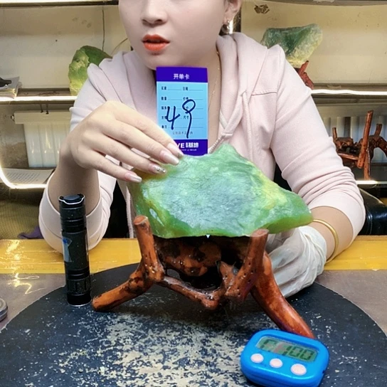 【闪购商品】未镶嵌蛇纹石玉原石