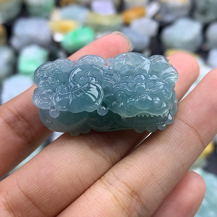 翡翠未镶嵌颈饰天然缅甸翡翠