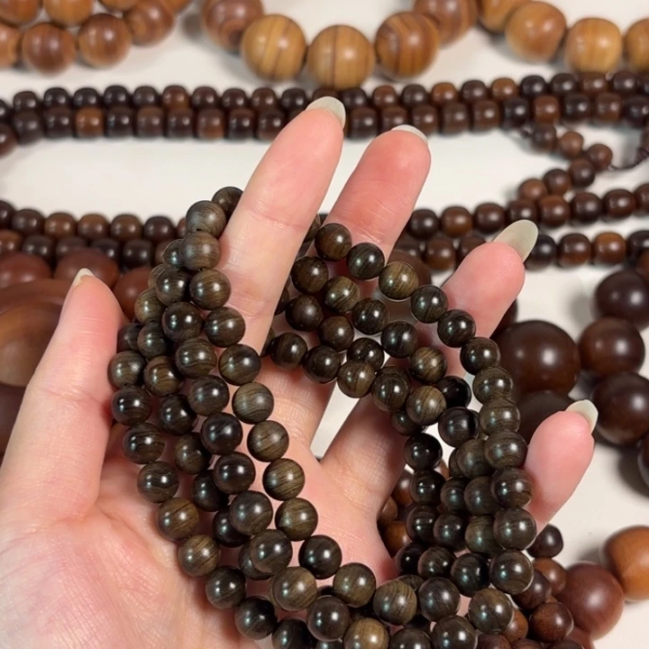 犯****檀香木0.8多圈108颗老山檀水阴沉奶香