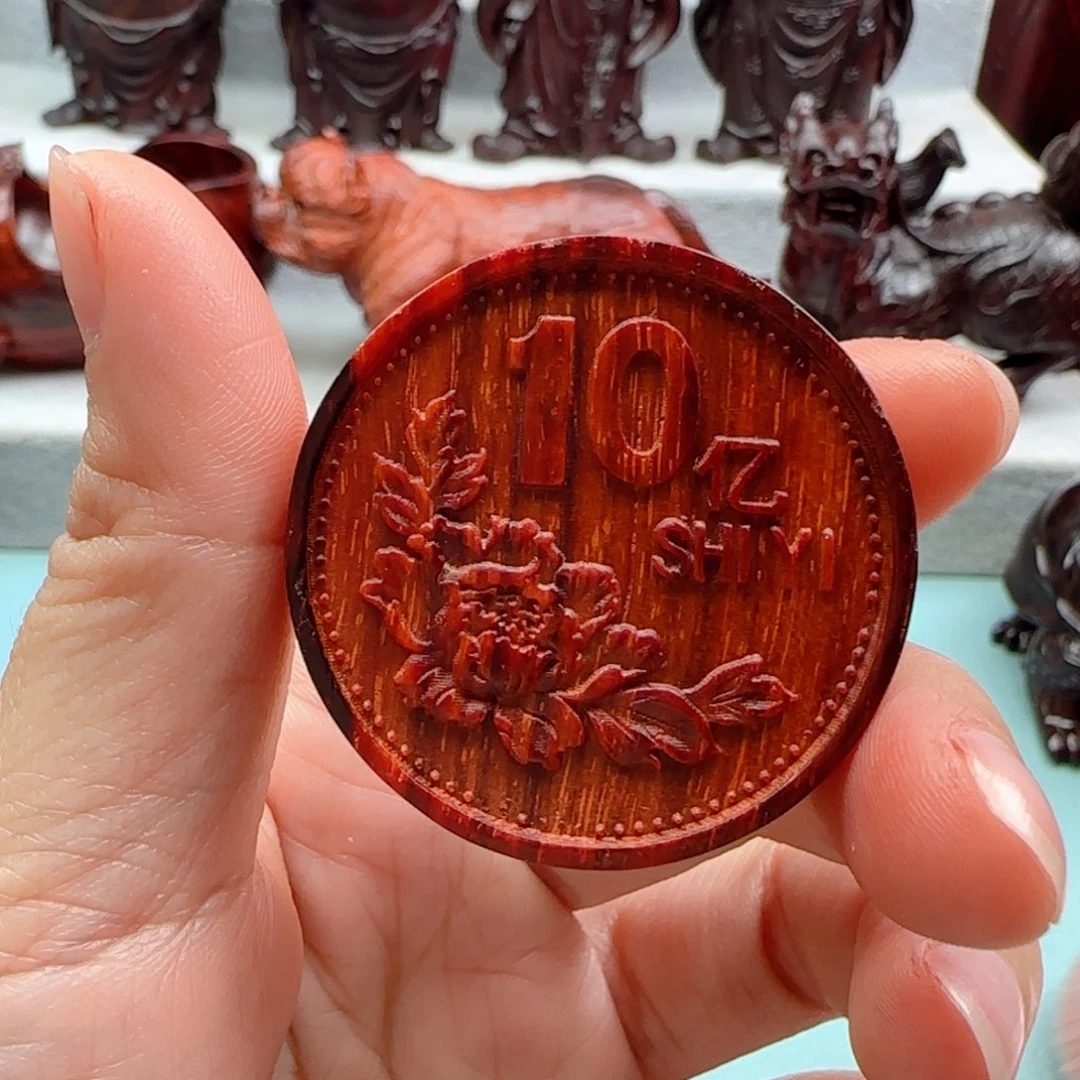 小叶紫檀把件?****下10个亿