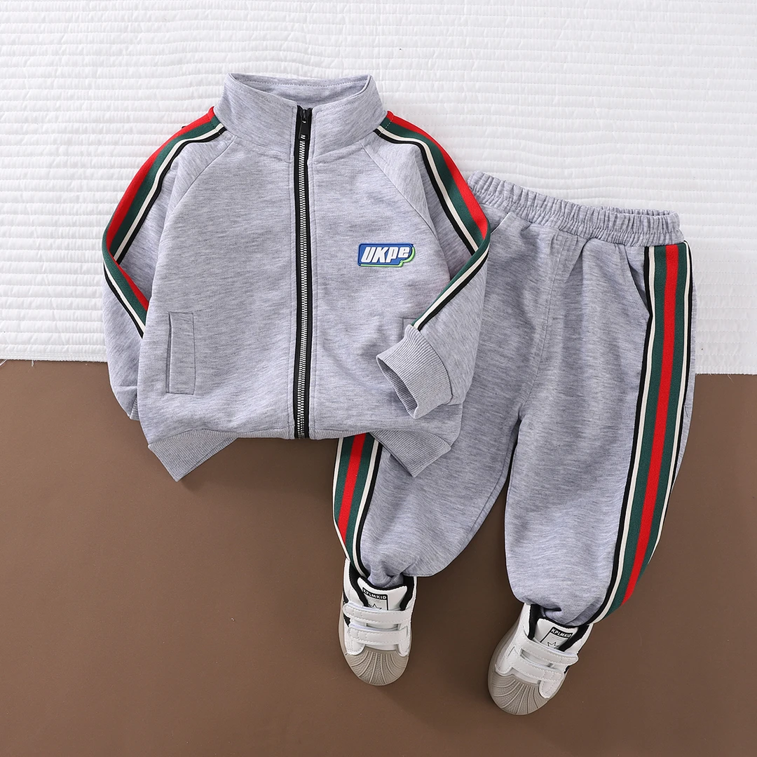 儿童新款套装春秋季中小童休闲运动宽松时尚拉链秋款帅气男童外套