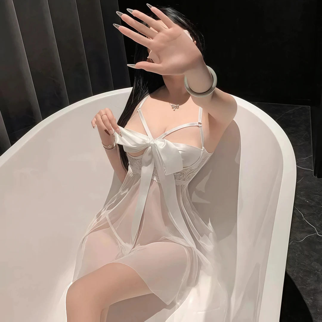 N24夏季冰丝性感通勤连衣裙气质白色时尚百搭黑色小众无袖显瘦