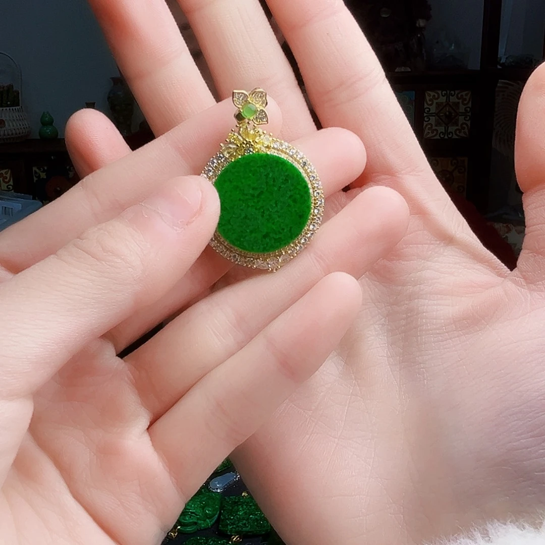 颈饰银S925镶嵌翡翠多样性