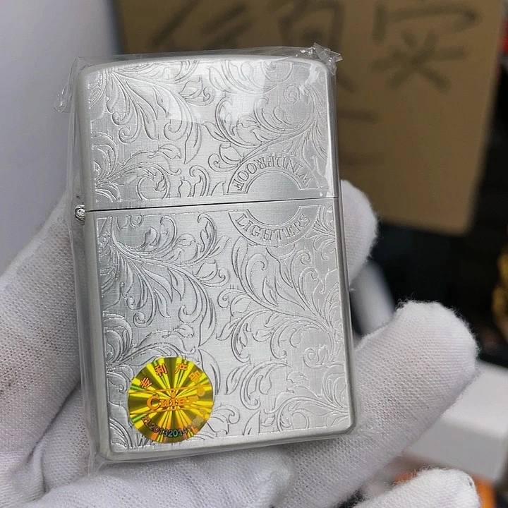 【闪购商品】首领白银唐草