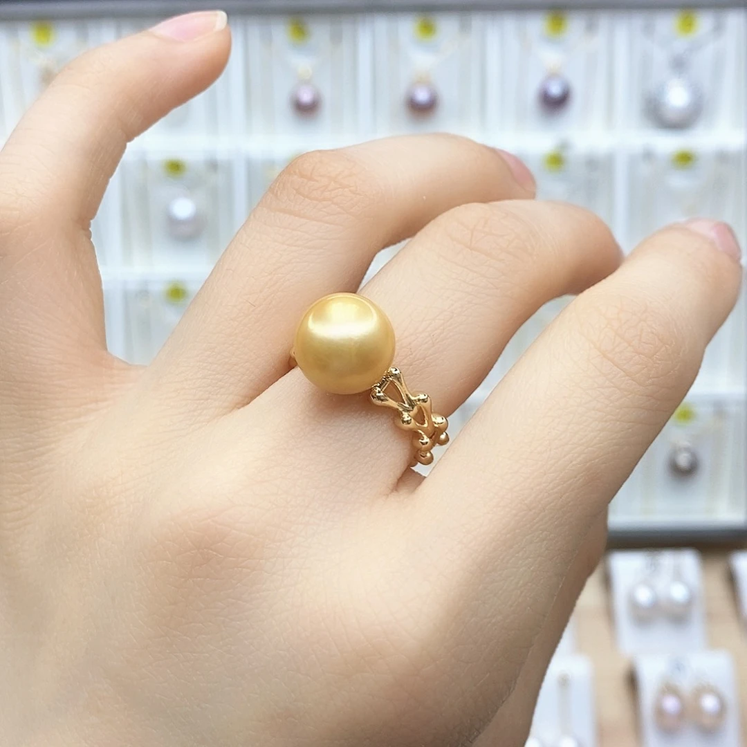 淡水珍珠合金颈饰