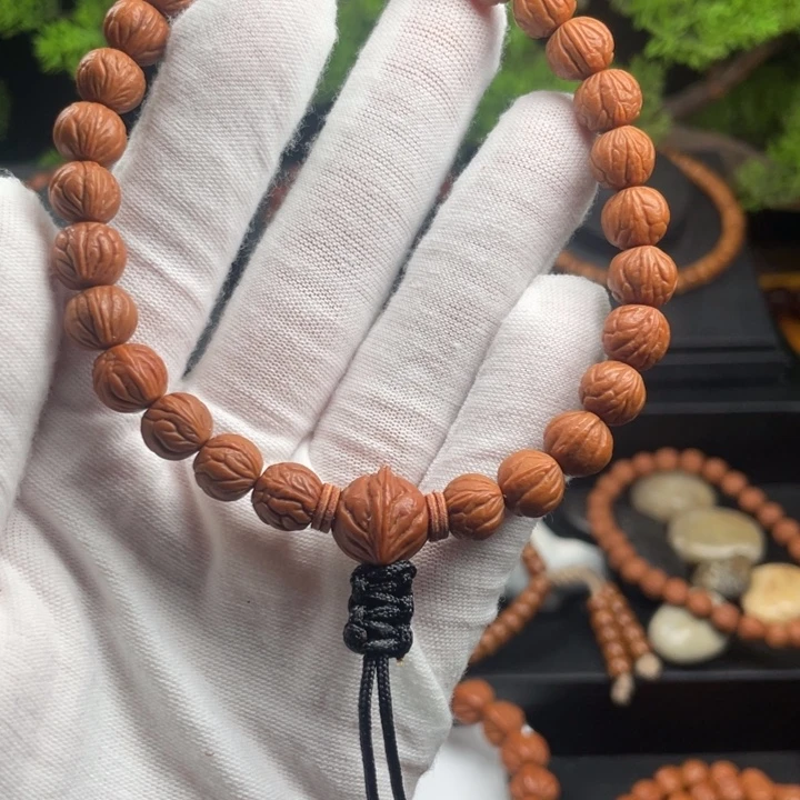 S***1桃核吊坠玉龙脊手持