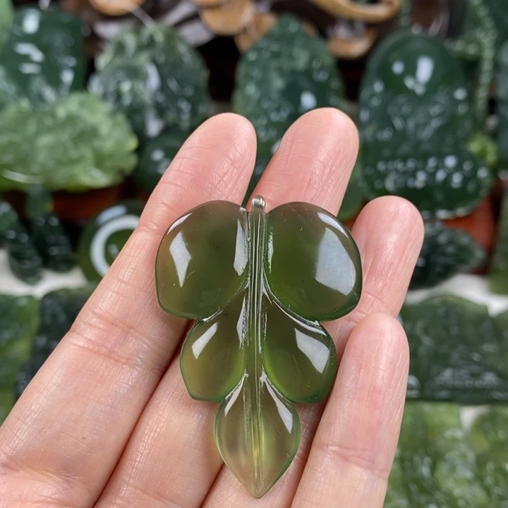岫玉未镶嵌挂件挂件