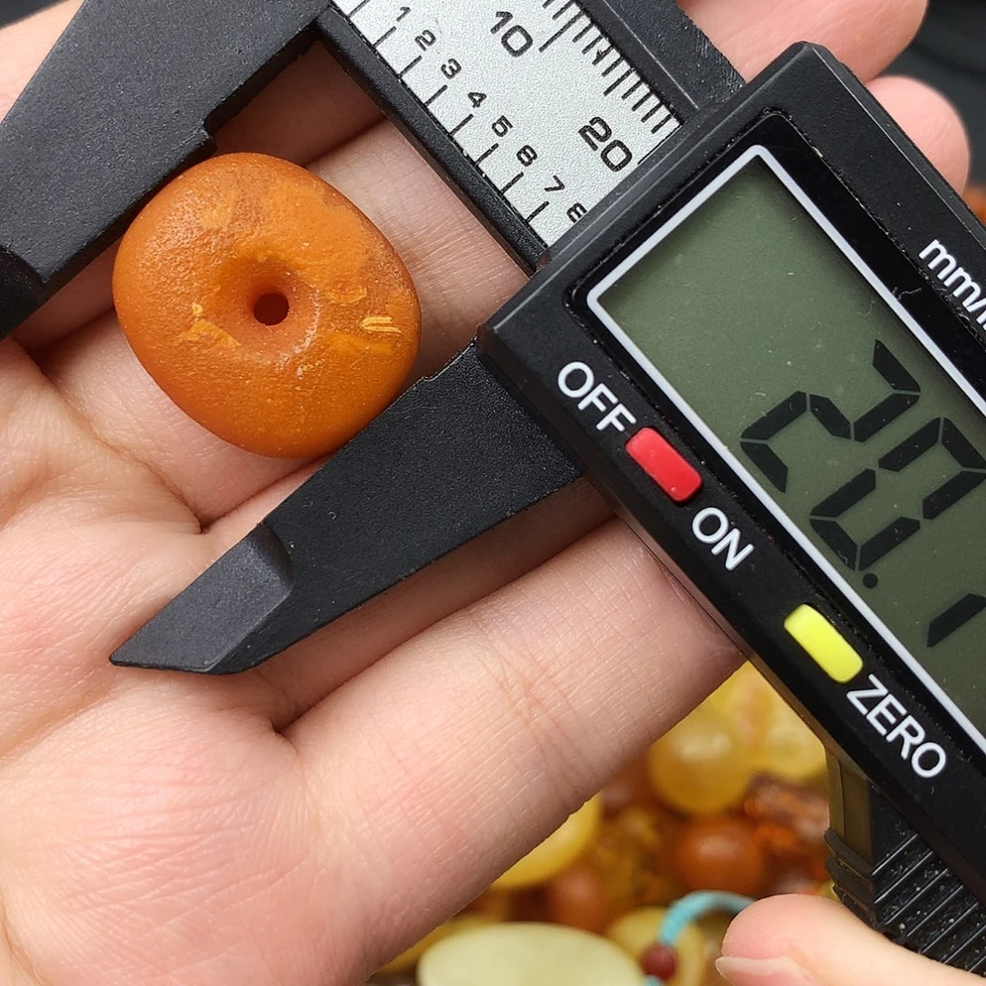 琥珀未镶嵌裸石蜜蜡