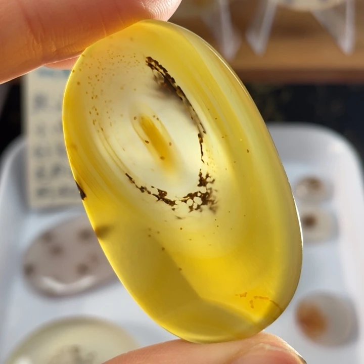 玛瑙/玉髓未镶嵌牌子