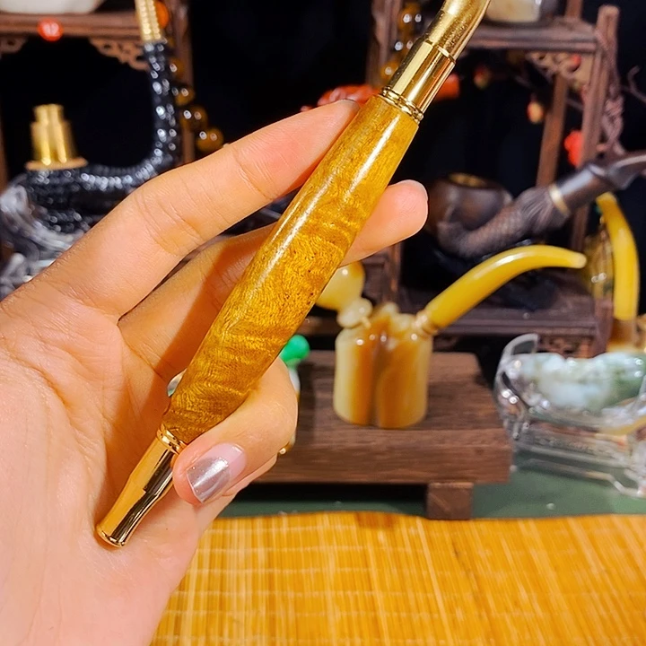 高端定制金丝楠木烟嘴