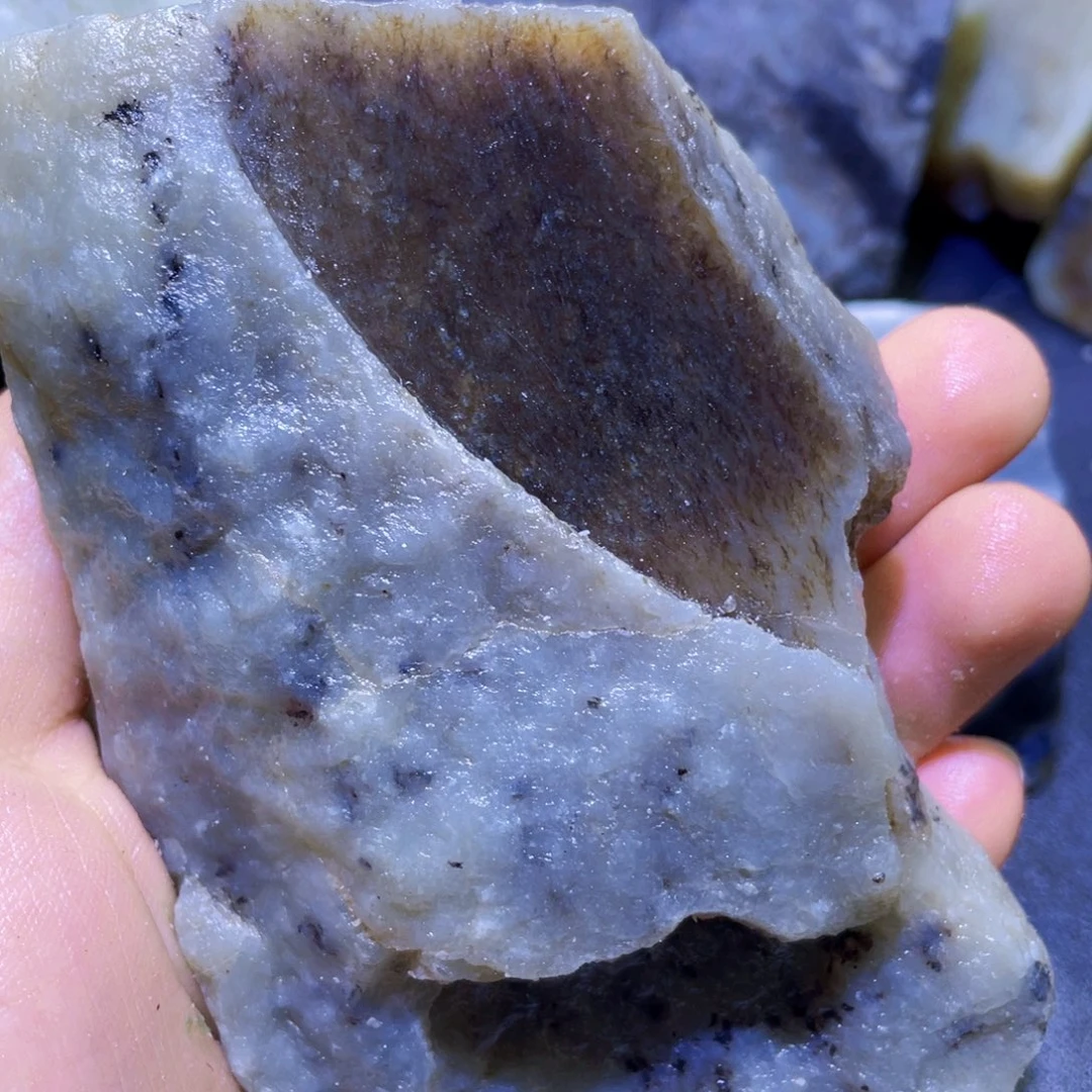 和田玉未镶嵌珠宝半成品