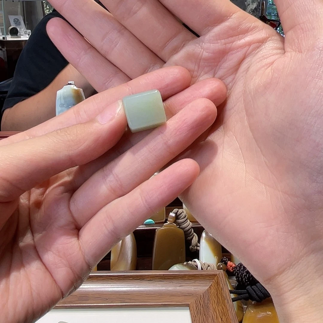 和田玉未镶嵌颈饰唐*好