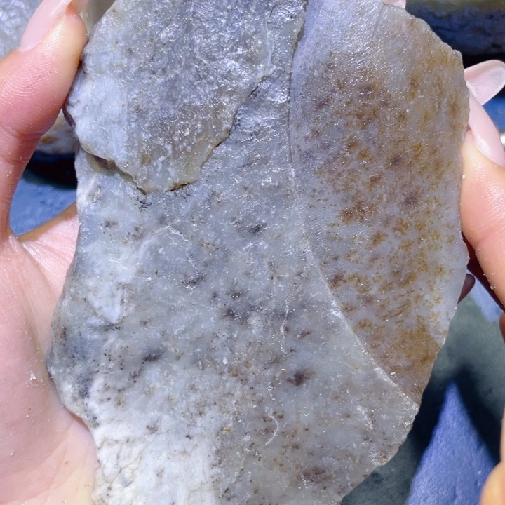 和田玉未镶嵌珠宝半成品