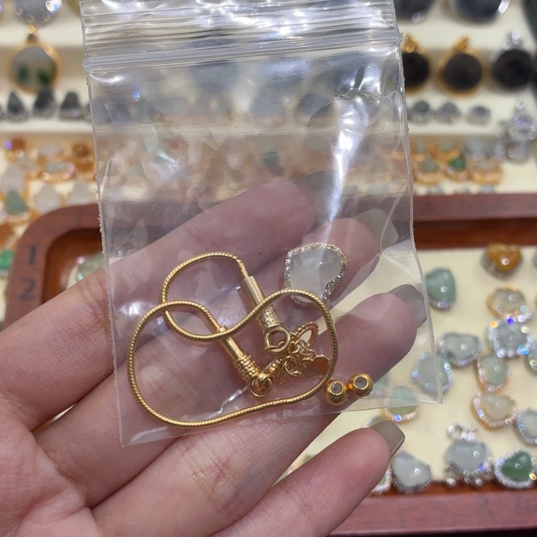 只****翡翠银S925镶嵌颈饰一共