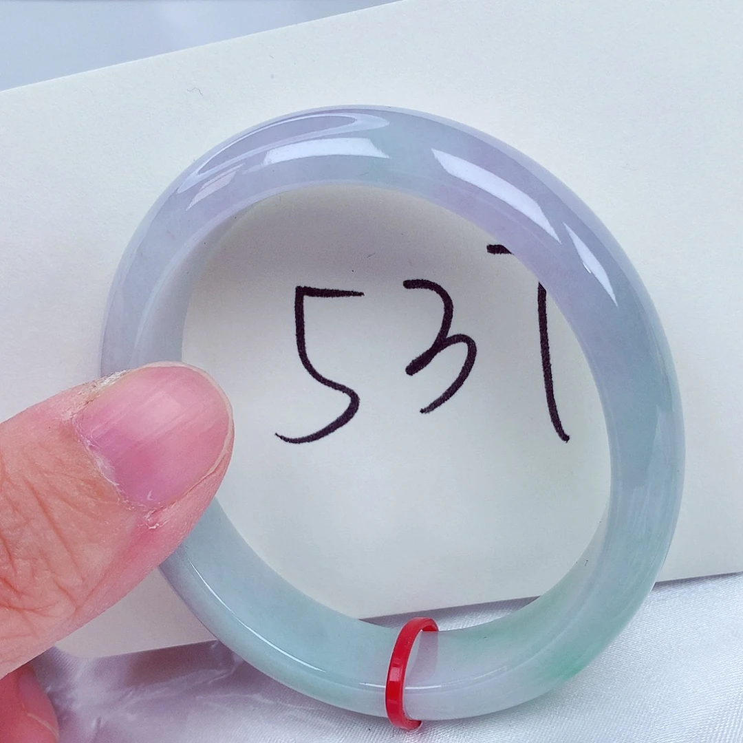 翡翠未镶嵌手镯（贵妃镯）翡翠