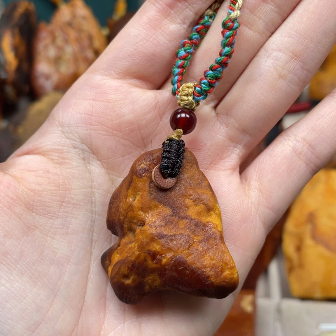 琥珀珠宝奇石未镶嵌