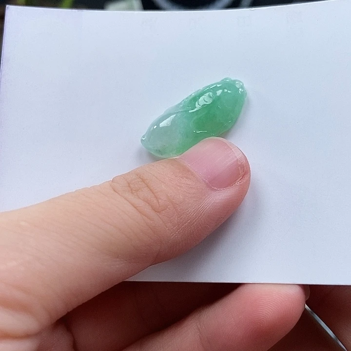 未镶嵌挂件翡翠翡翠吊坠