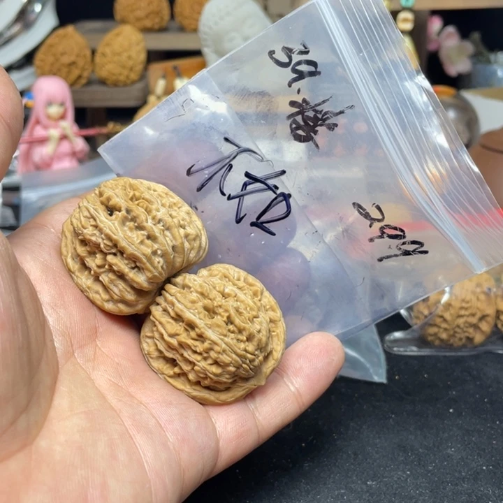 文玩核桃把件不**念四座楼