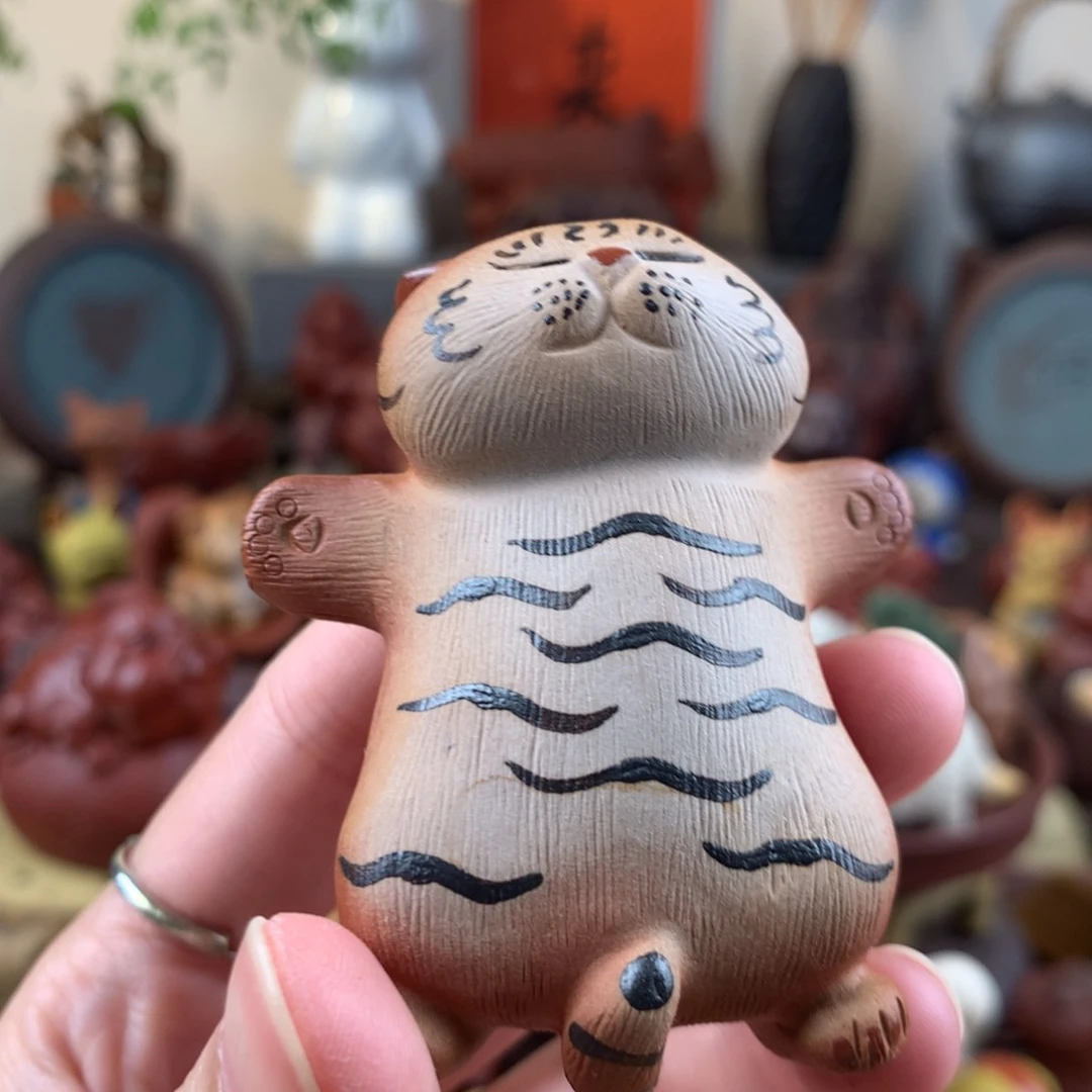 紫砂茶宠躺平虎茶宠