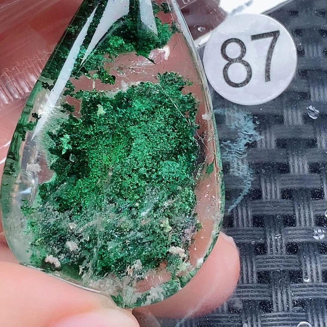 未镶嵌颈饰水晶道**然