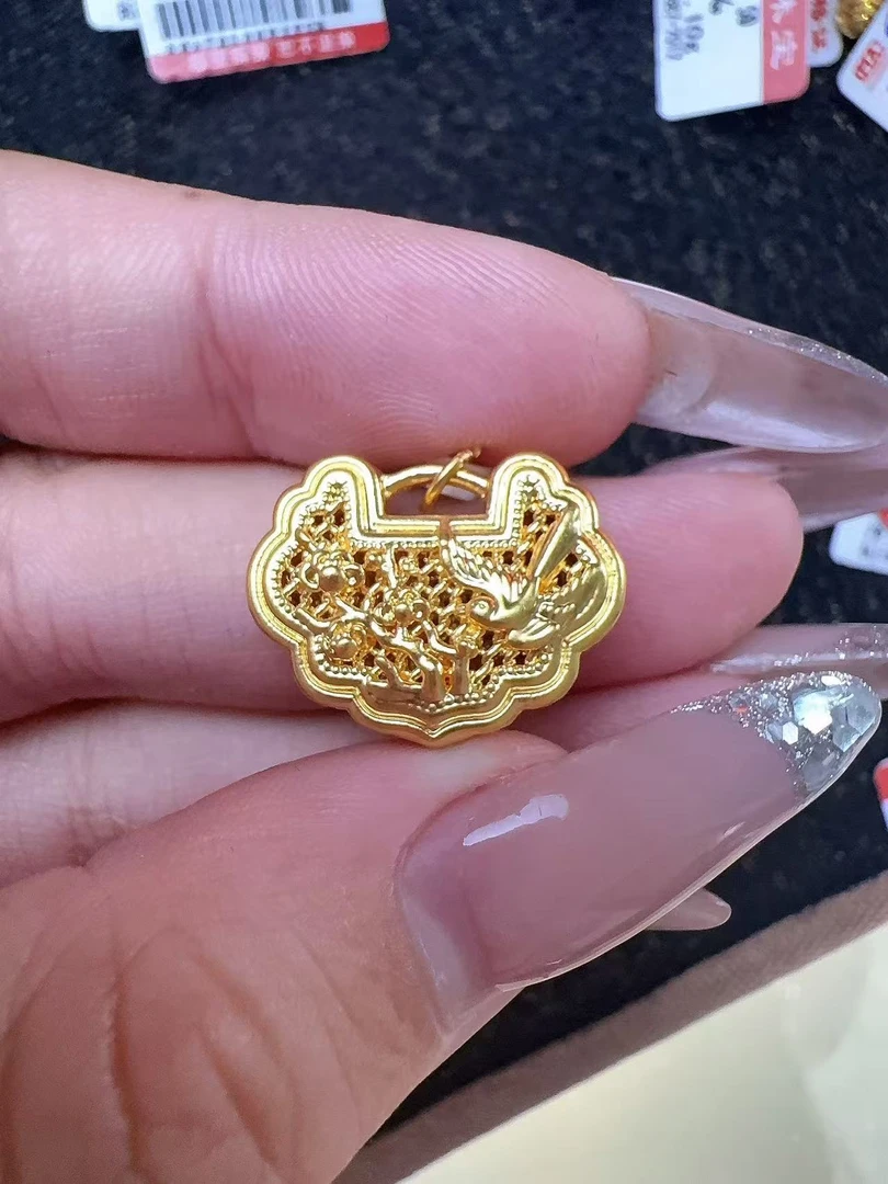 【足金999】喜鹊登梅锁 5D（编码25120381）