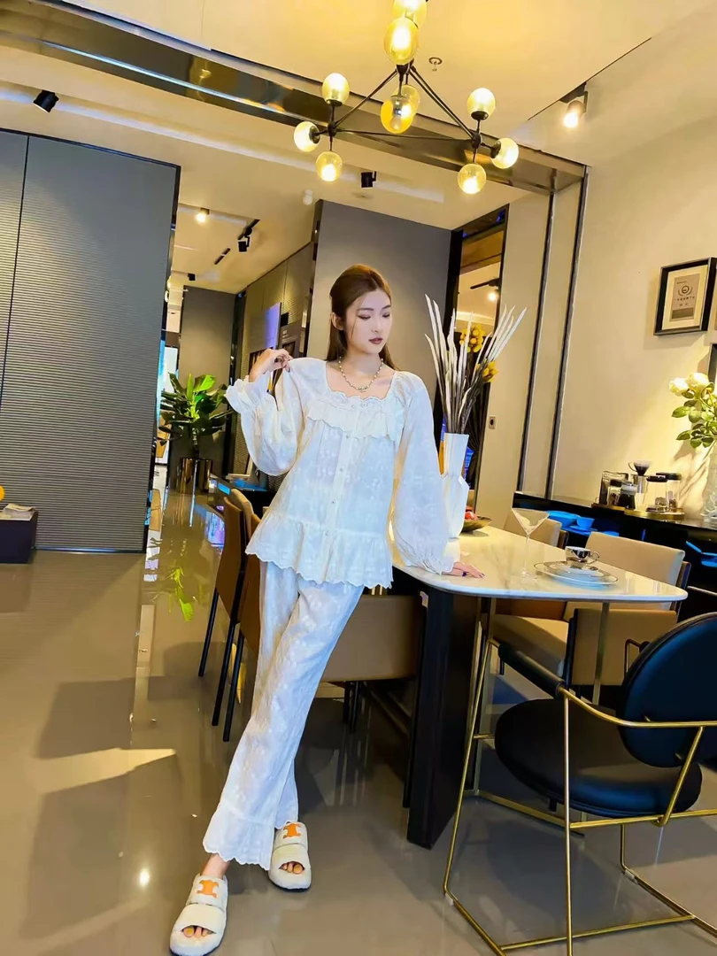 纯棉刺绣花边女家居服睡衣套装