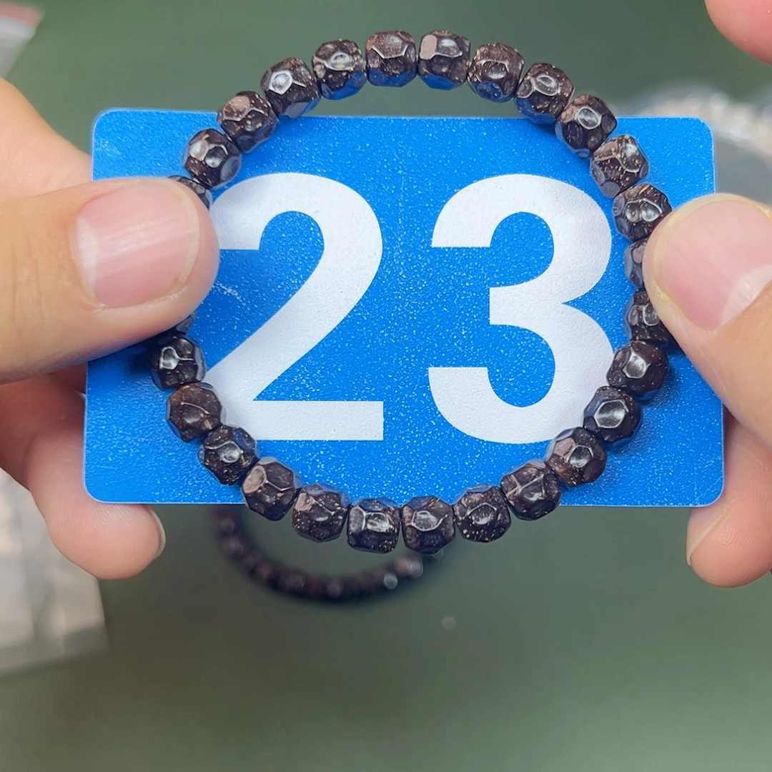 椰蒂吊坠87椰蒂。   23