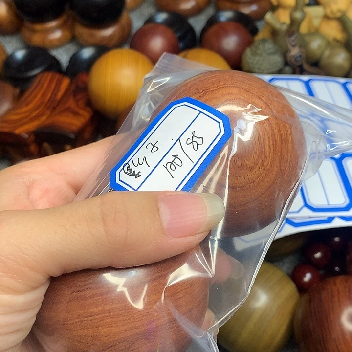 琉璃手工艺品影*