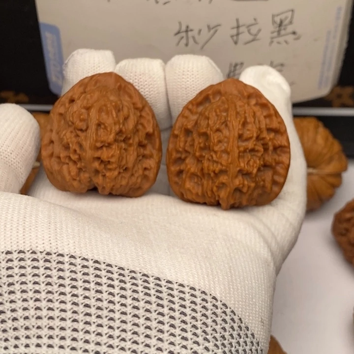 把件文玩核桃三角南疆石39