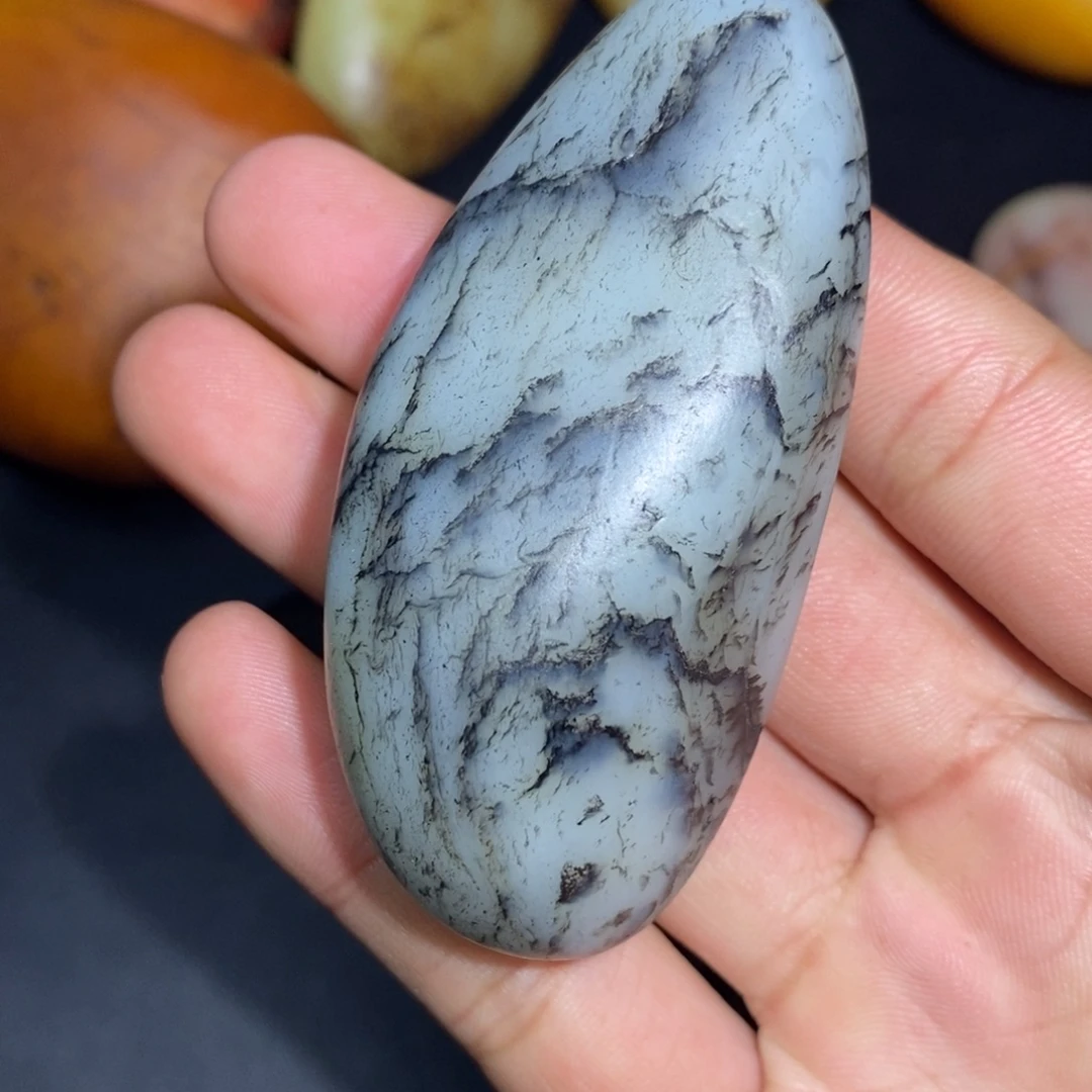 和田玉未镶嵌珠宝奇石