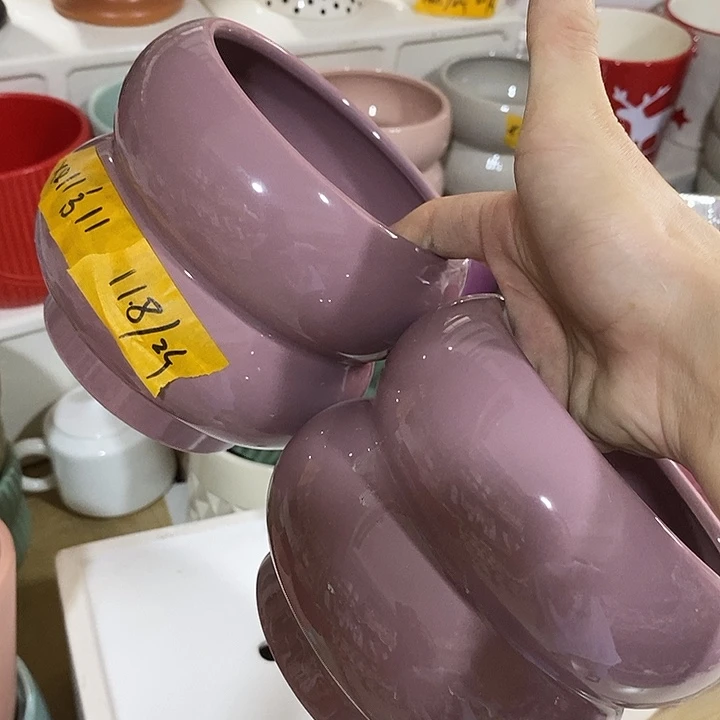 摆件陶盆有孔 瑕疵介意勿拍