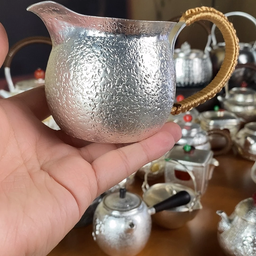 V***鸣手工制作紫铜壶工艺