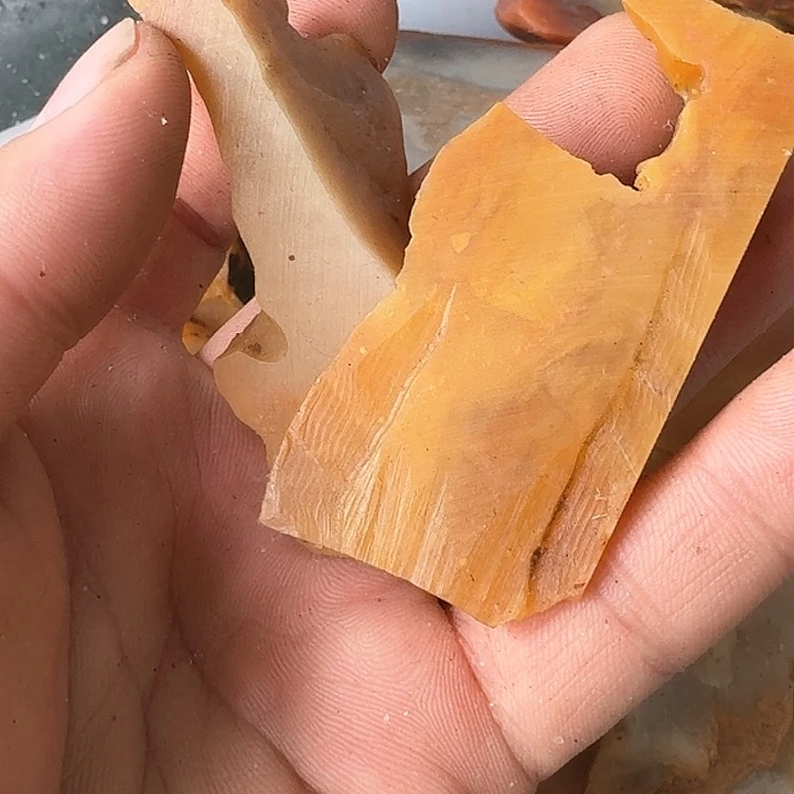 寿山石小**吖老挝石素质