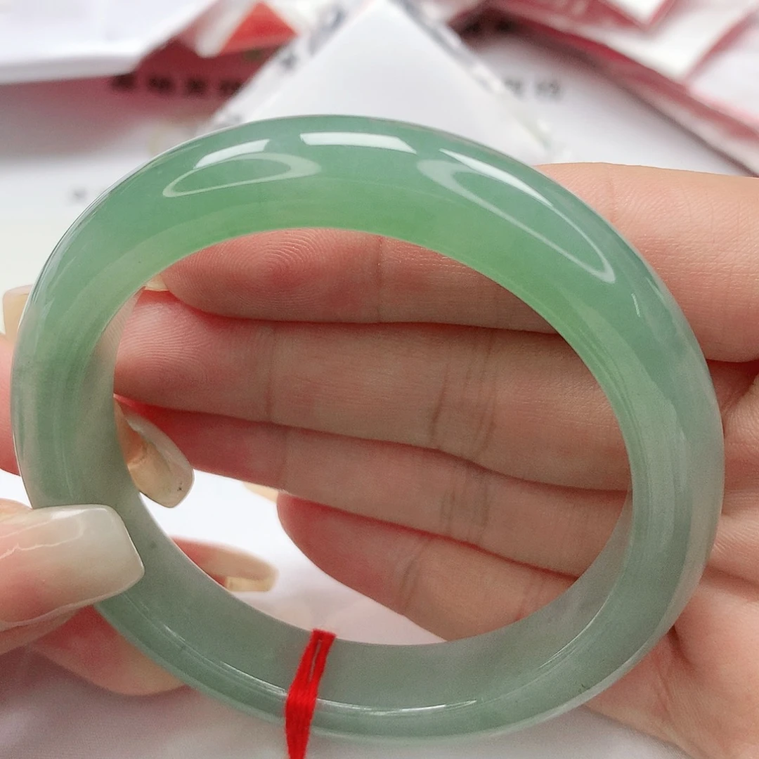 【闪购商品】翡翠手镯未镶嵌缅甸天然A货翡翠