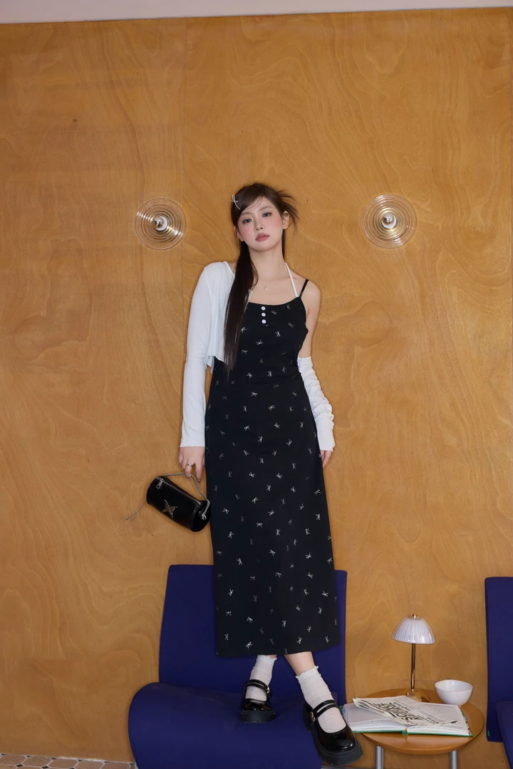 张大人春季大码女装胖妹妹mm显瘦吊带连衣裙气质复古摩登风碎花裙