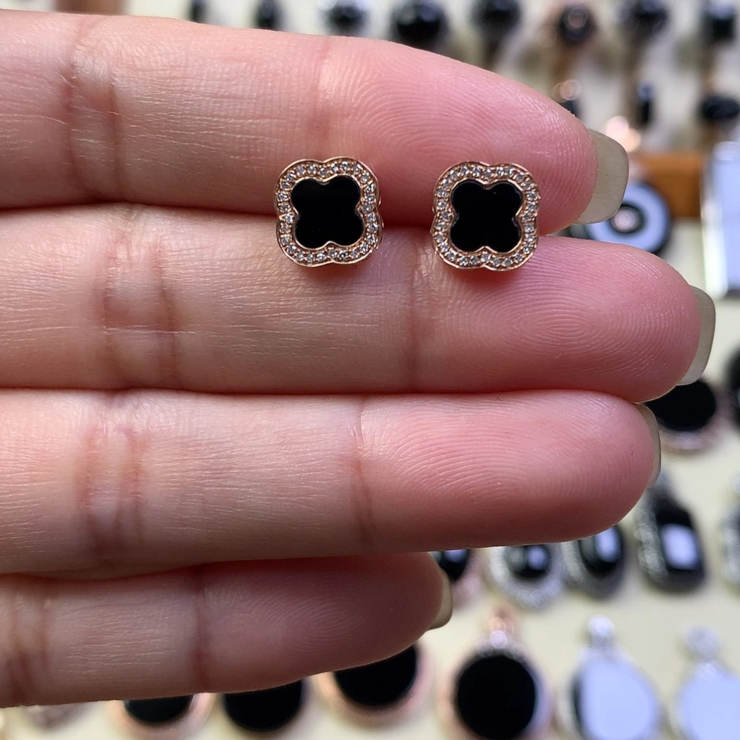 翡翠18K金镶嵌耳饰