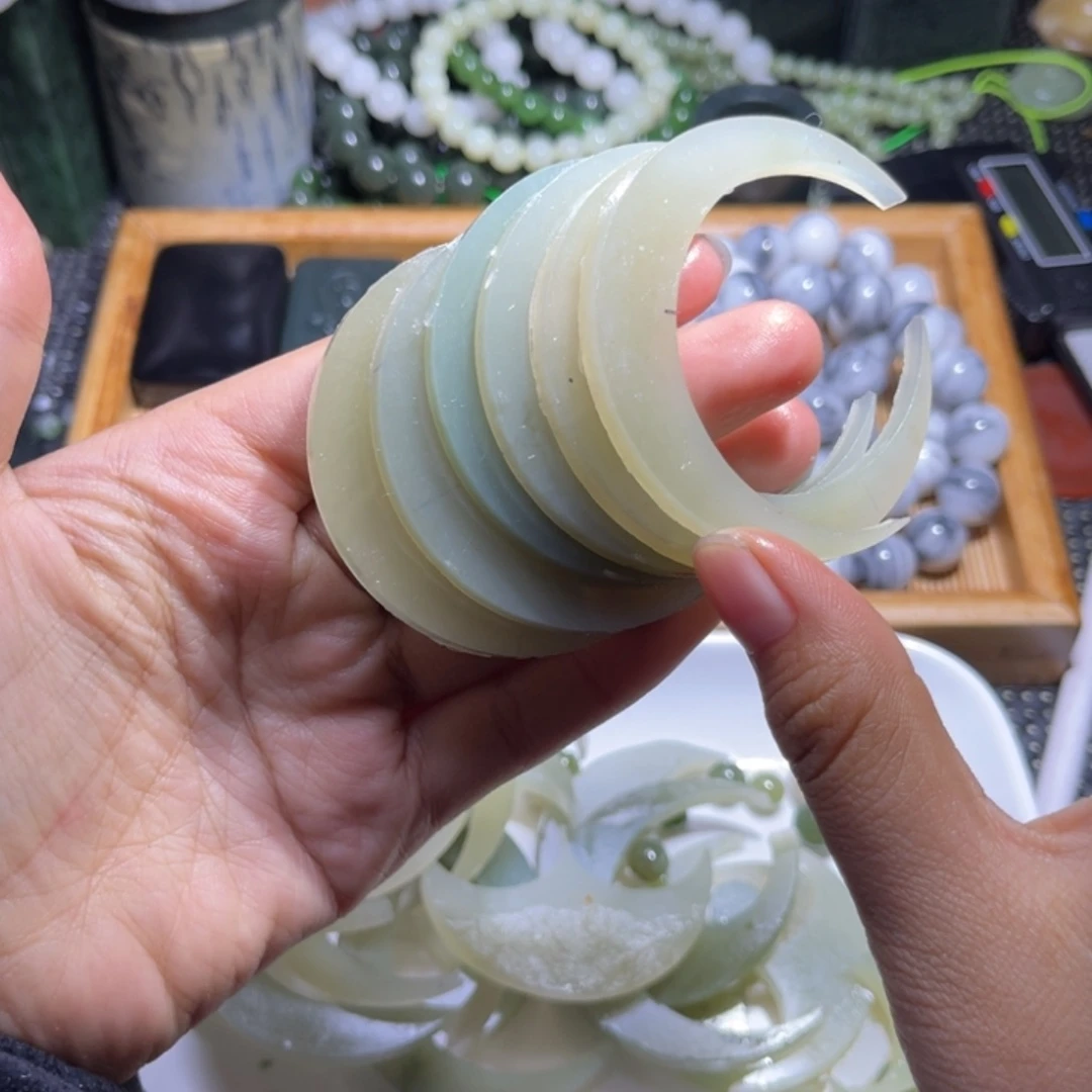 未镶嵌和田玉珠宝半成品